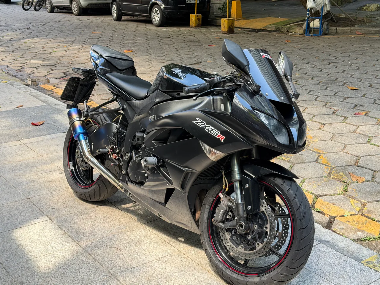 Kawasaki Zx-10/ Zx-10r 1000cc 2010 - 1500805940 | OLX