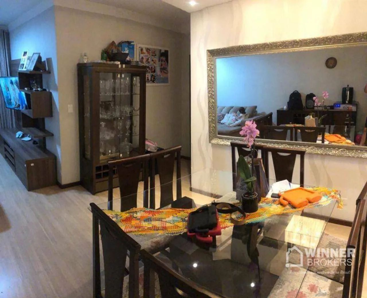 Apartamento na região central c/ 4 dormitórios e 4 vagas de garagem!! - Foto 5