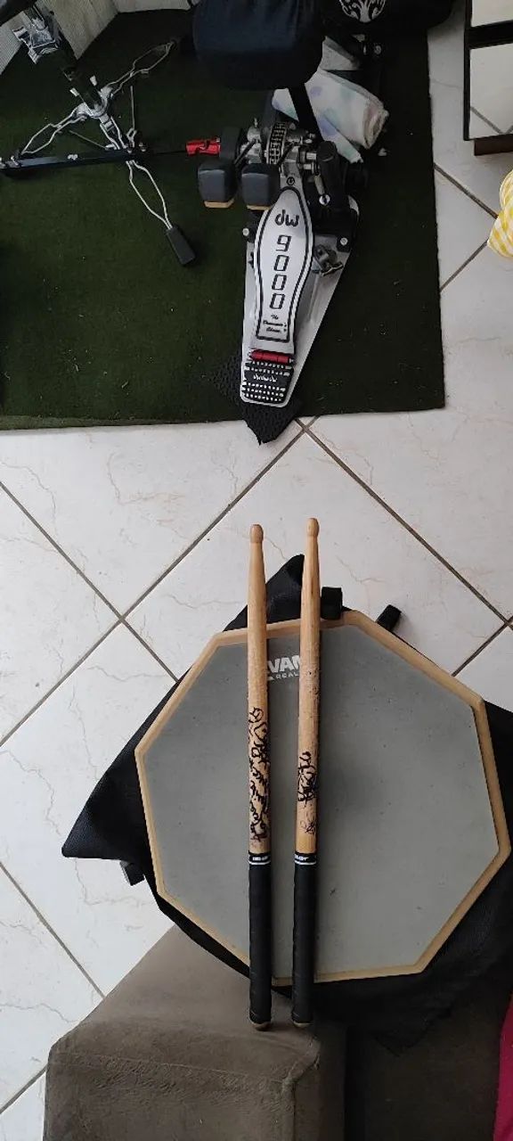 Aulas de técnica de mão para bateristas 