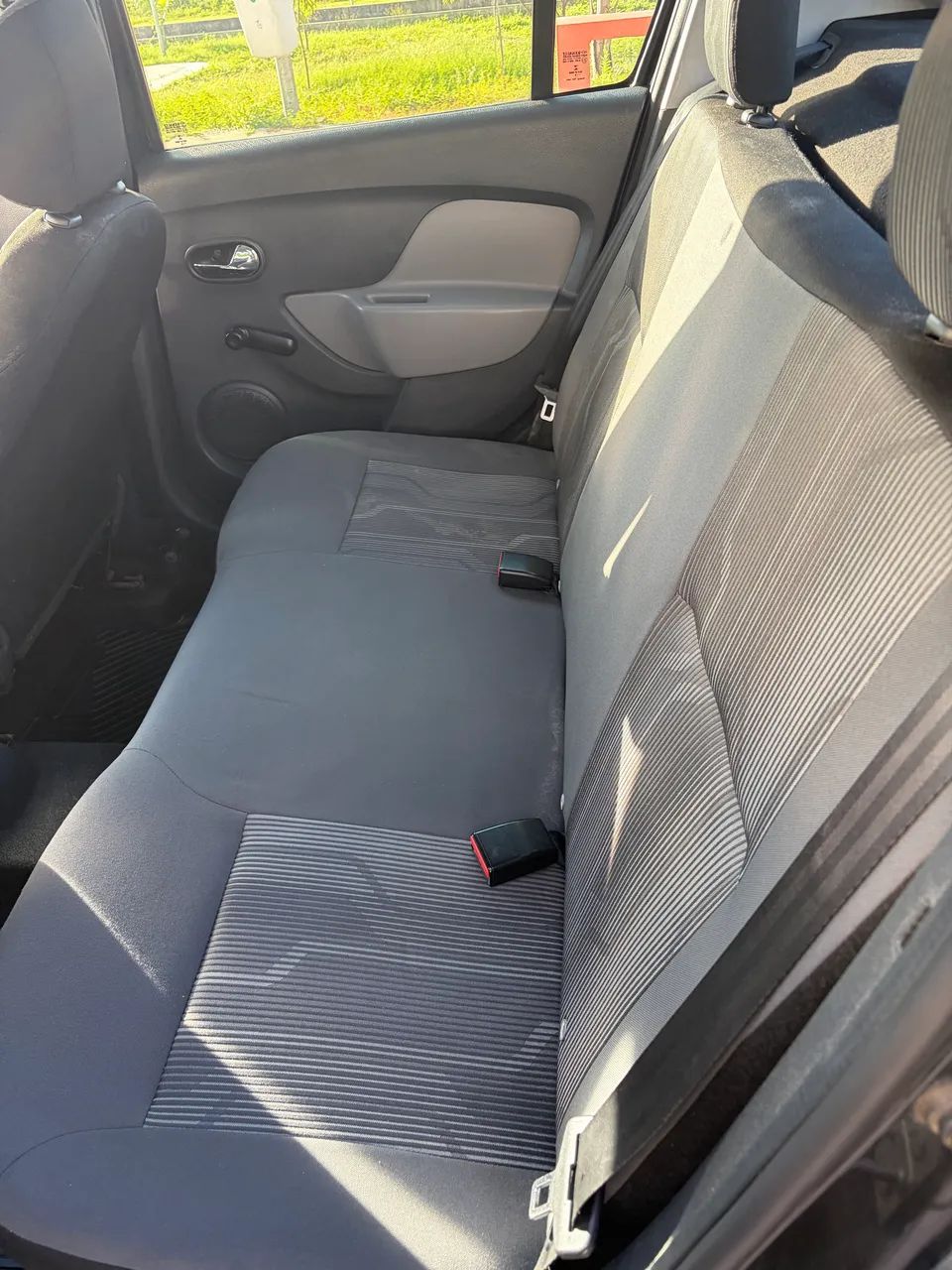 Renault Logan Expression Flex 1.0 12V 4P 2019 - Foto 3