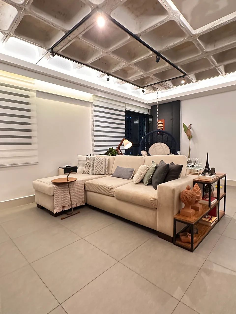 sofá com chaise - Foto 2