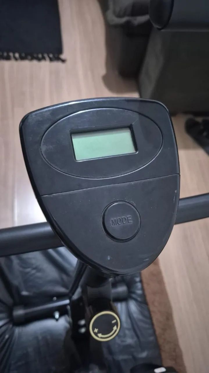 Bicicleta Ergométrica Vertical Gallant Trainer R$ 400,00 - Foto 4