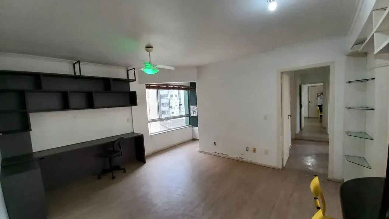 Imóvel para aluguel possui 80 metros quadrados com 2 quartos em Abraão - Florianópolis - S - Foto 2