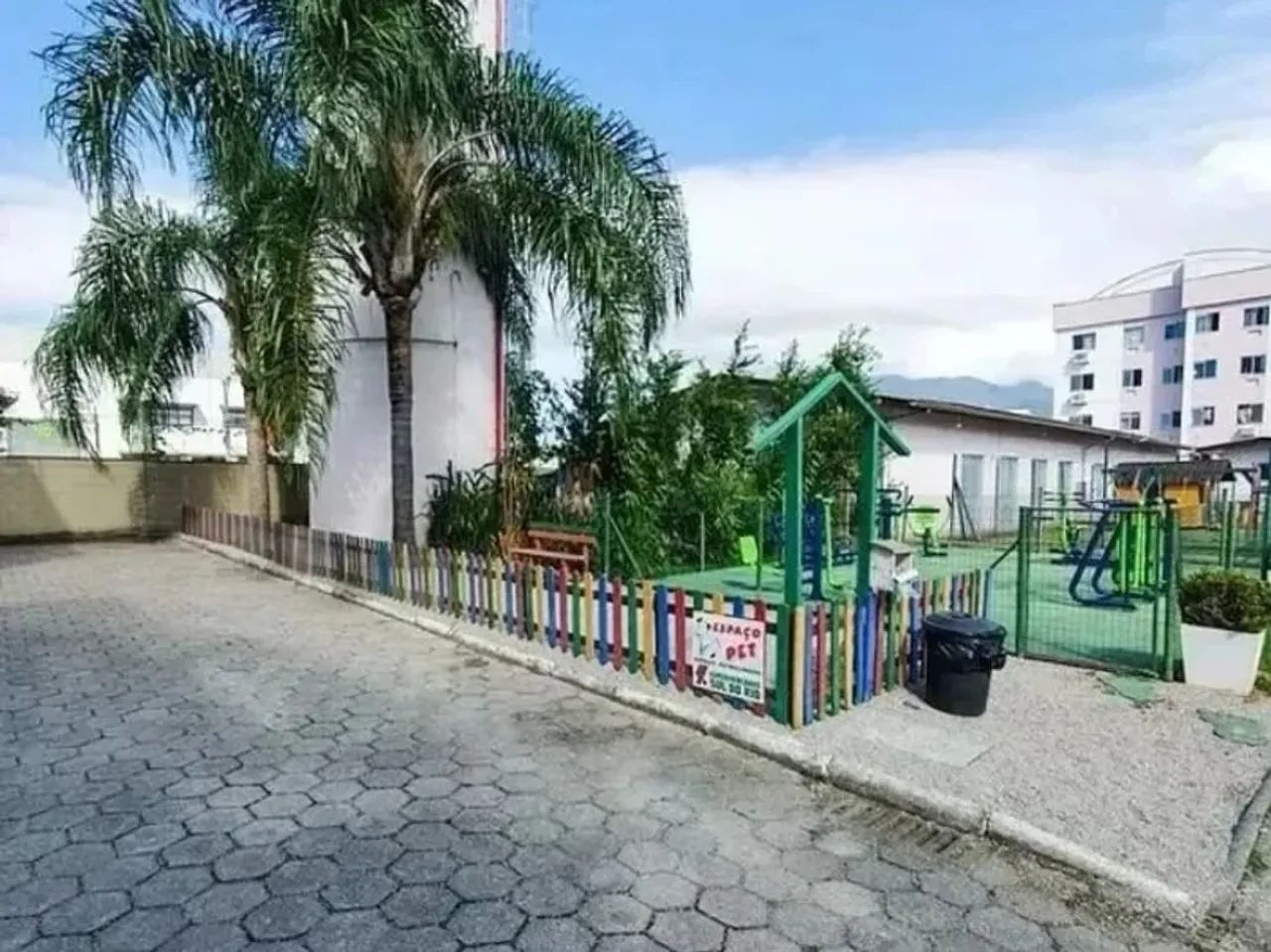 Apartamento de 3 Dormitórios no Aririu em Palhoça - Foto 3