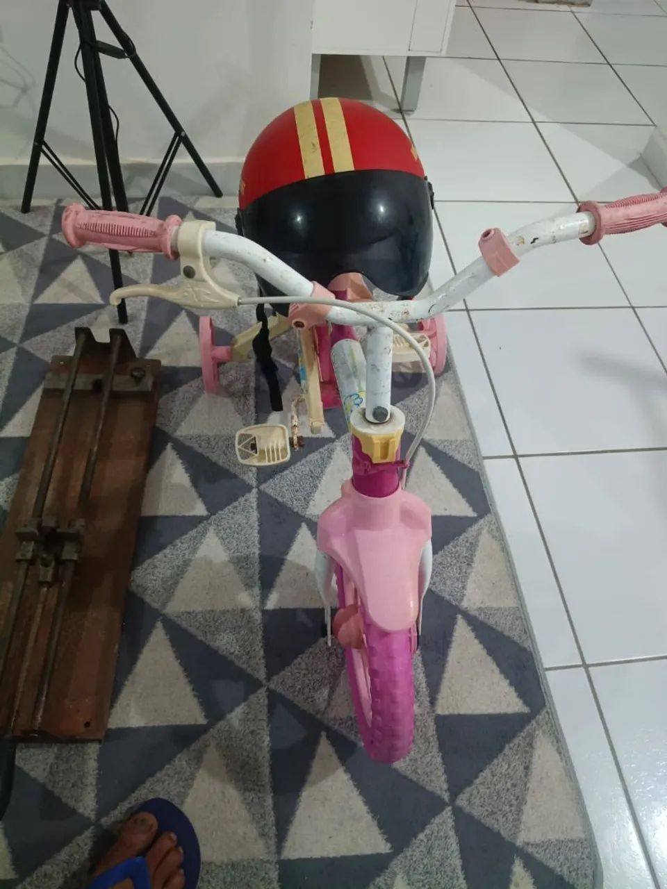 Bicicleta criança e  capacete - Foto 2