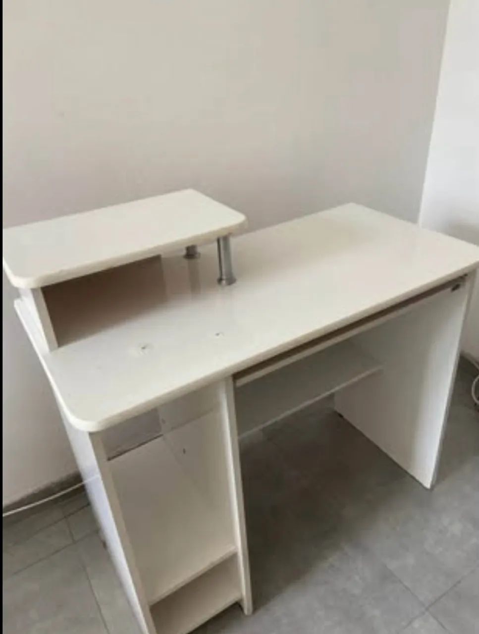 Mesa e cadeira de escritório  - Foto 2