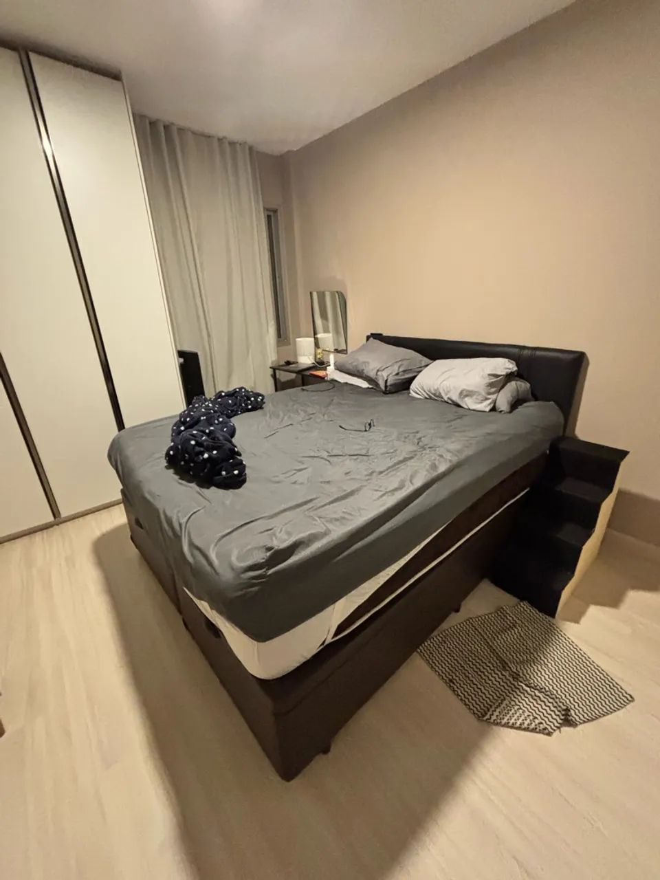 Cama Queen com box 