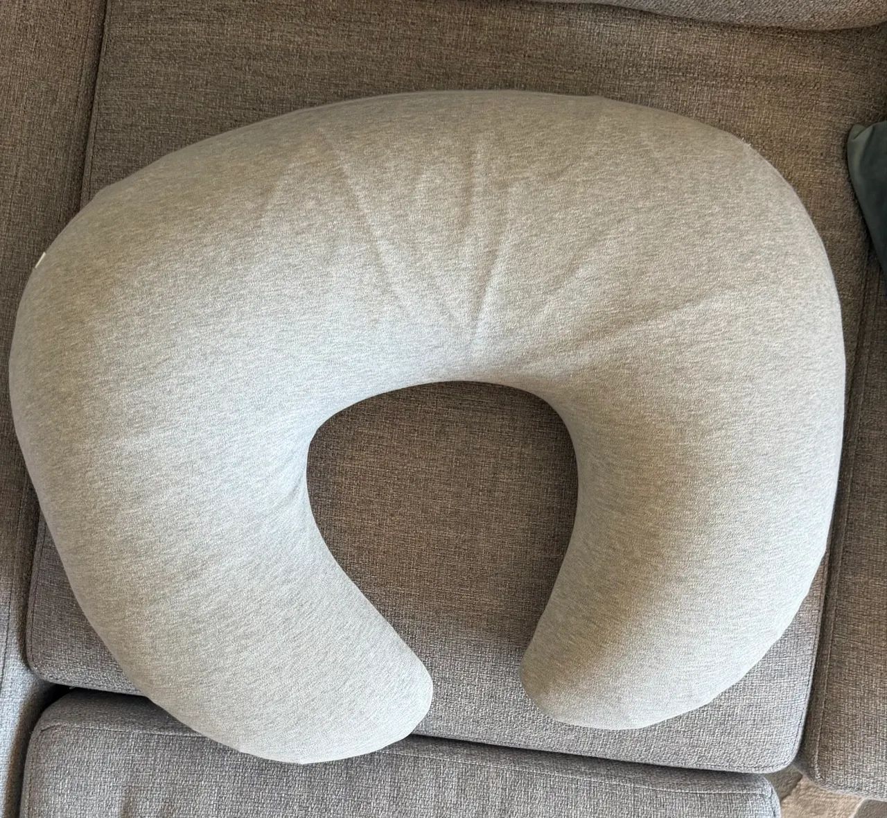 Almofada de amamentação Serena