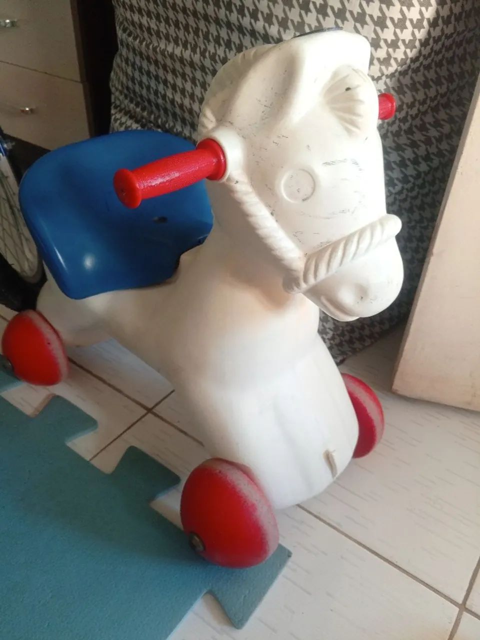 Cavalinho de rodas... - Foto 2