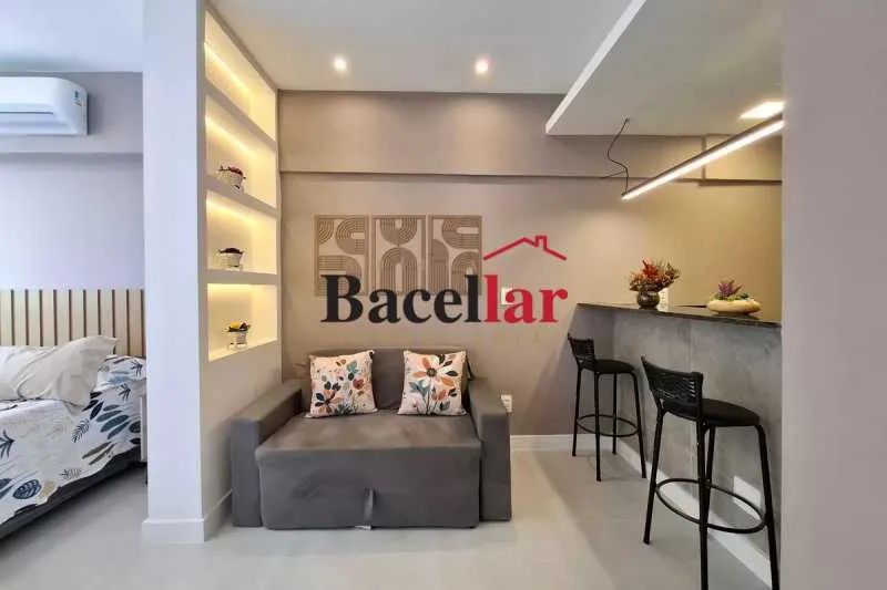 Apartamento : Padrão / Residencial / Centro