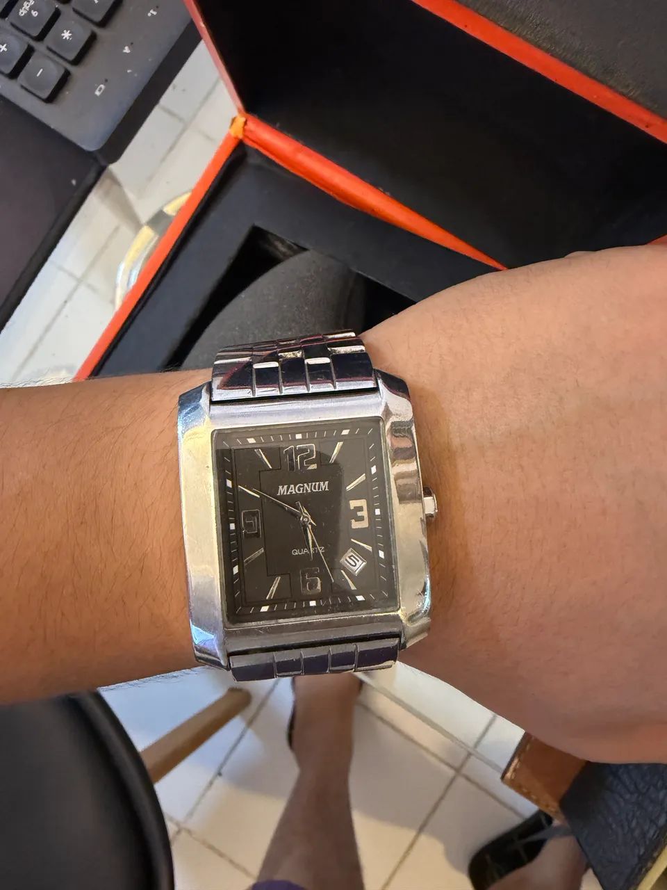 Relógio Magnum Prata Extra - Foto 4