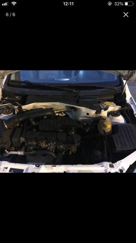 Vendo ou troco por moto Corsa sedan 2006 FLEX 1.8 - Foto 4