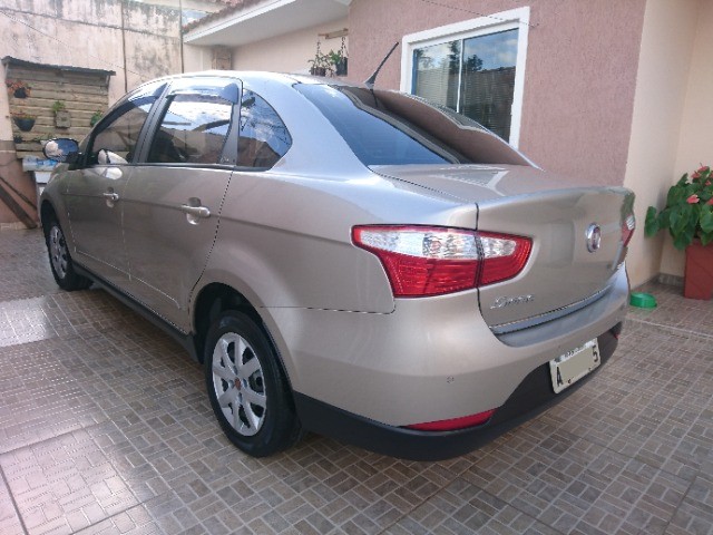 GRAND SIENA 1.4 EVO FLEX ATTRACT. COMPLETO! BAIXA KM! 2º DONO! PLACA A! LINDO!