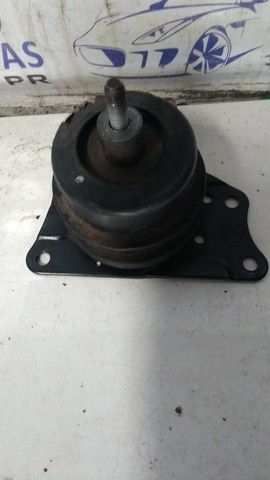 Coxim hidráulico do motor VW, lado direito.