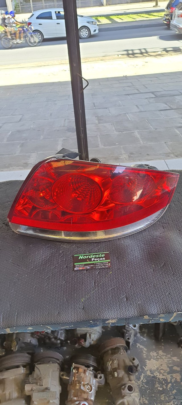 Lanterna LD Fiat linea 2.0 2013