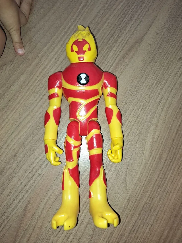 Boneco Fogo Fátuo Ben 10 Força Alienígena Bandai Original Usado