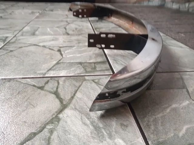 Para choque traseiro Fusca fuscão 