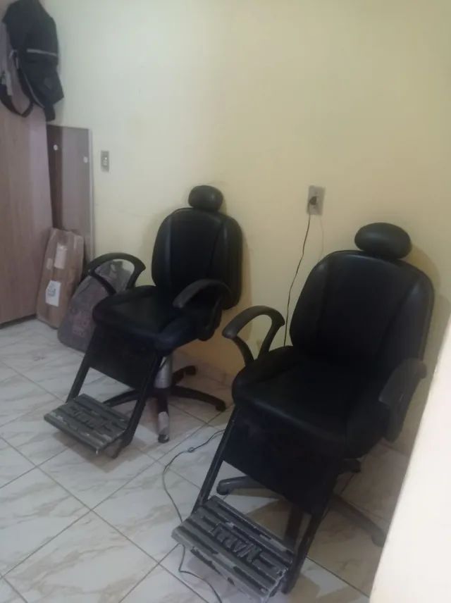 Vendo cadeira de barbeiro Marri - Outros itens para comércio e escritório -  Praia da Costa, Vila Velha 1254567892