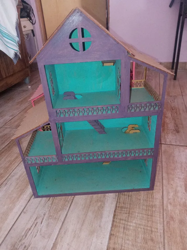 Casinha de barbie mdf  +15 anúncios na OLX Brasil