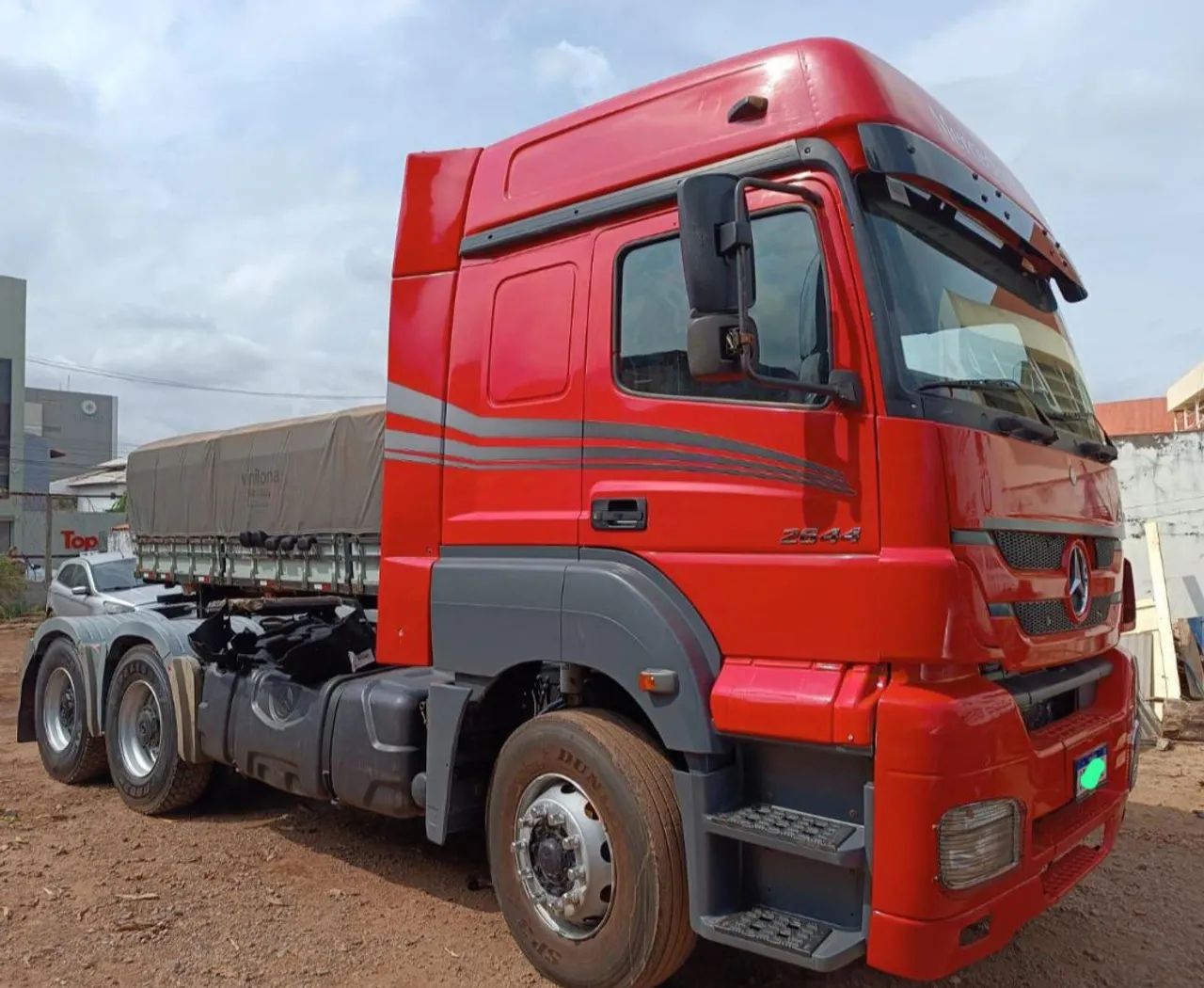 Axor 2644 6x4 2012 teto alto automático 