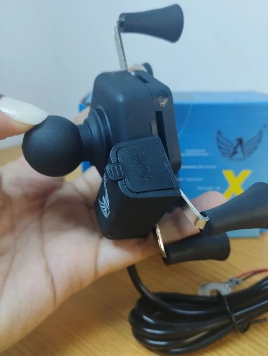 Suporte recarregável de celular para moto garra - Foto 2