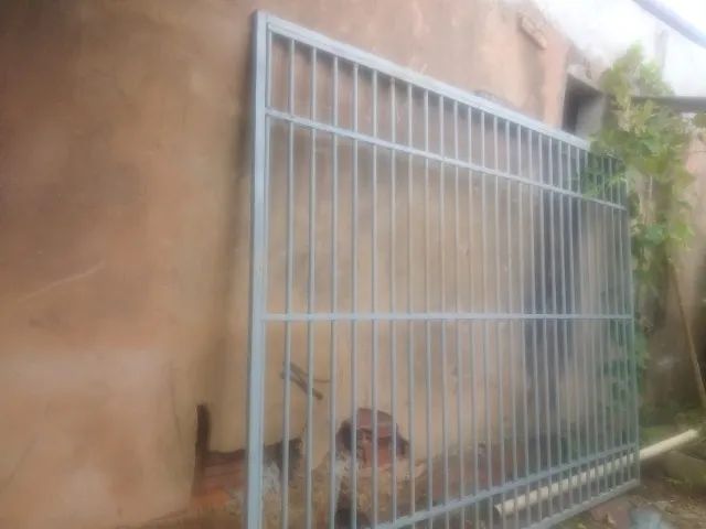 portão com trilho 3m 34cm por 3m 09cm