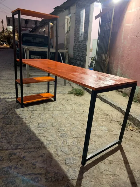 Móveis industriais