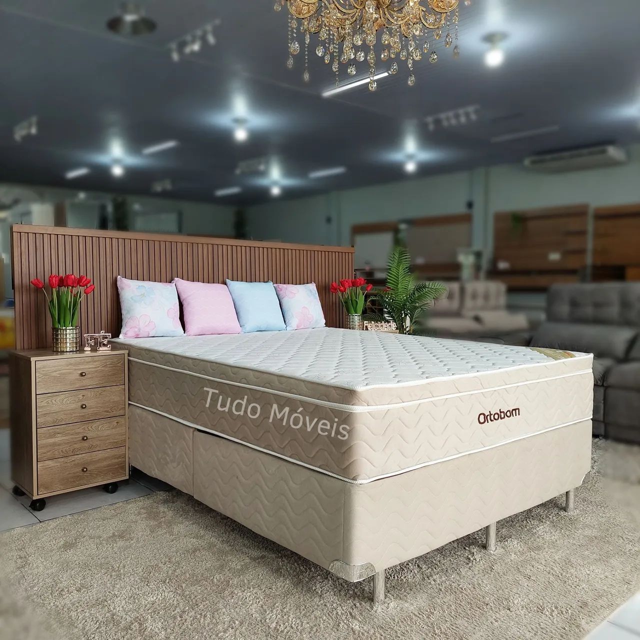 Cama Queen size - cama box Queen - cama com molas 