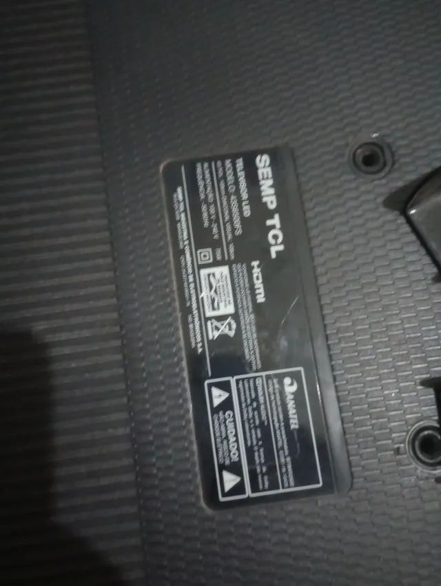 Tv Semp TCL 43 polegadas com defeito. Para conserto ou usar peças
