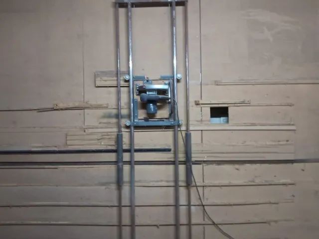 Esquadrejadeira Vertical Home Made, Projetada para placas MDF ETC; - Foto 4