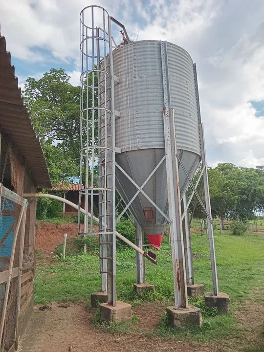 Silo 15 toneladas para ração  - Foto 2