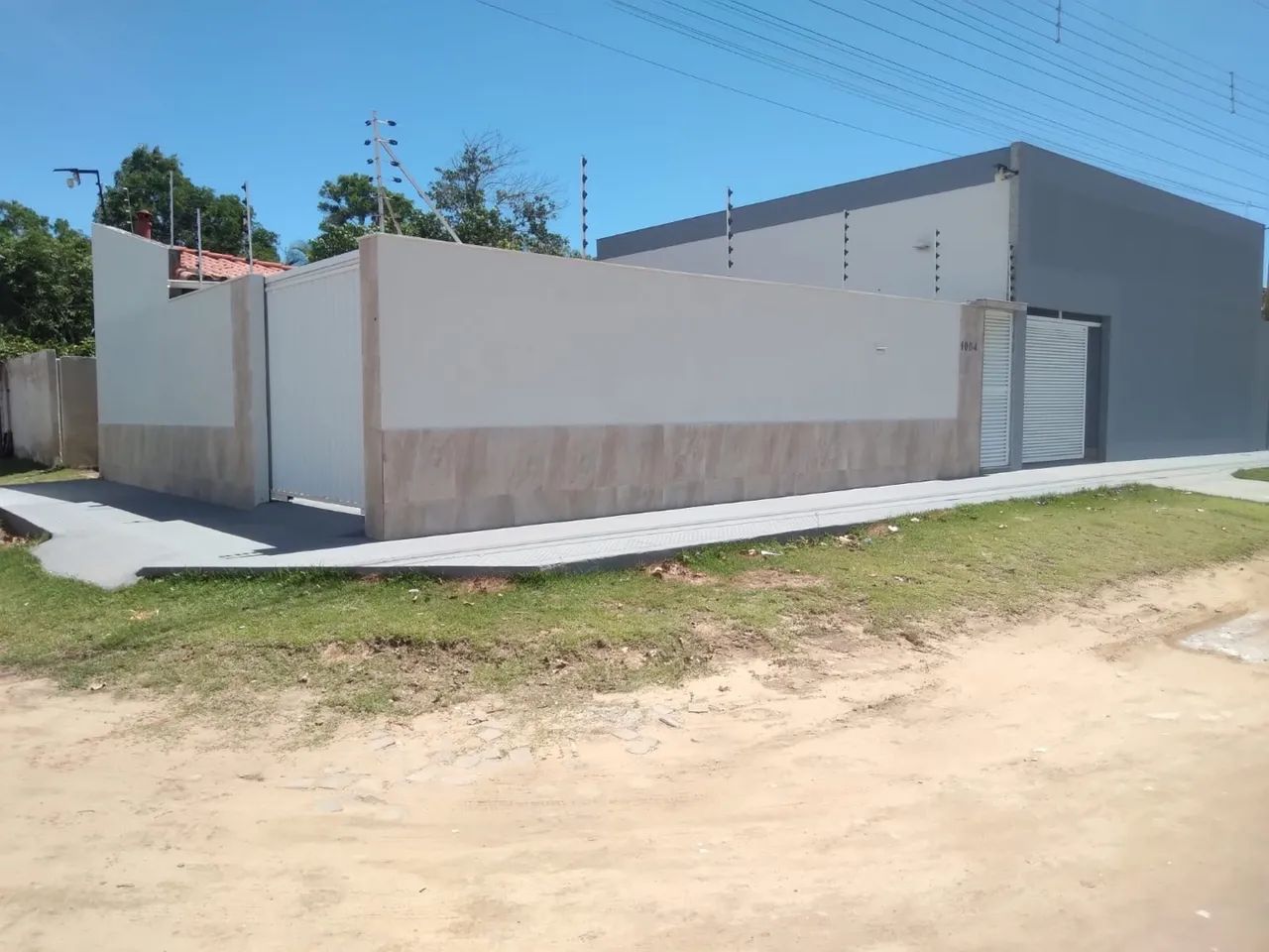 ALUGA-SE PARA TEMPORADA OU FINAIS DE SEMANA  GURIRI-ES