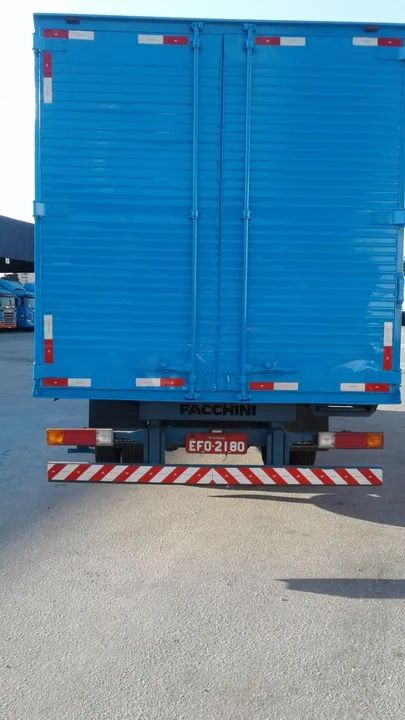 MERCEDES BENZ 710 2009 BAU UNICO DONO - Foto 9