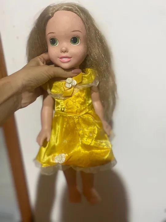 Boneca Bella Disney 