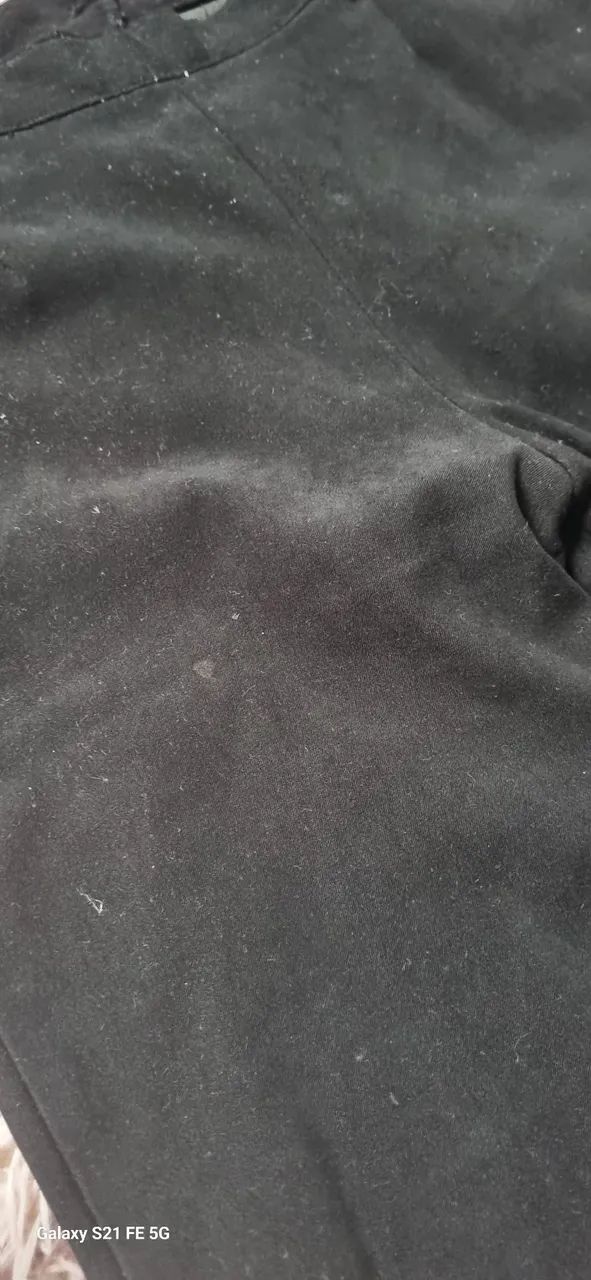 Calça Alfaiataria Preta em Suede - Foto 3