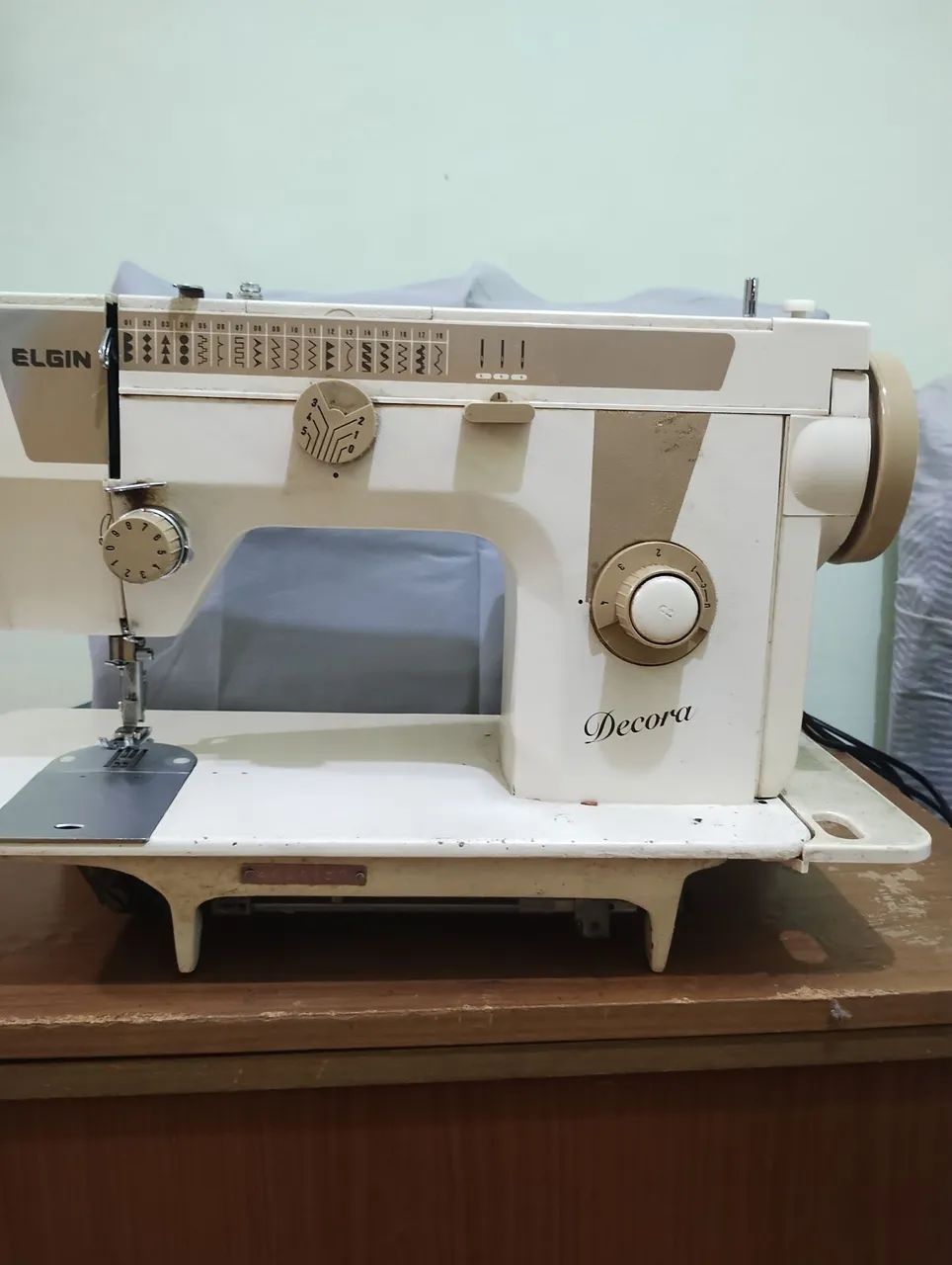 Vendo máquina de costura 