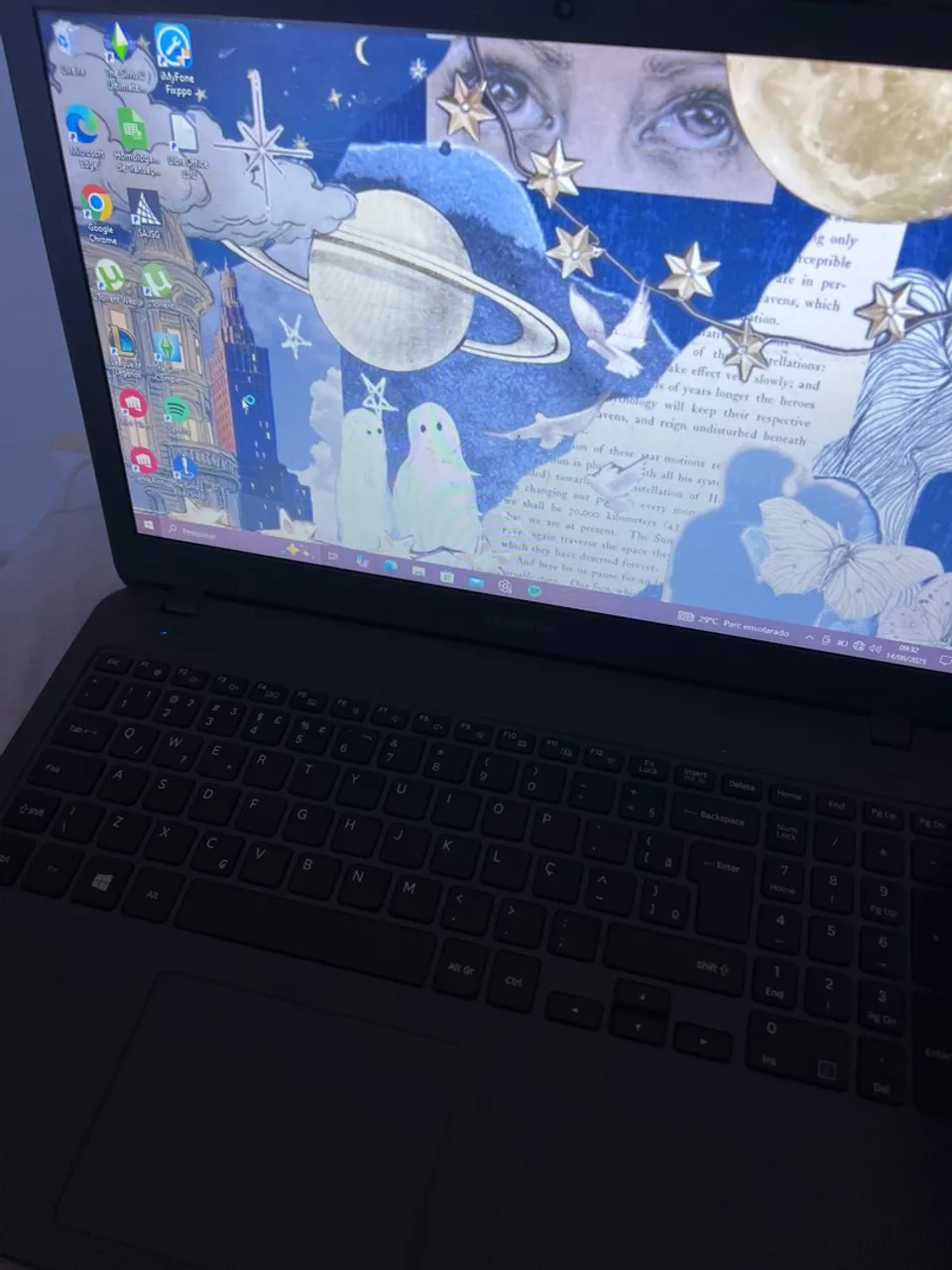 Notebook com tela estilosa e bom desempenho