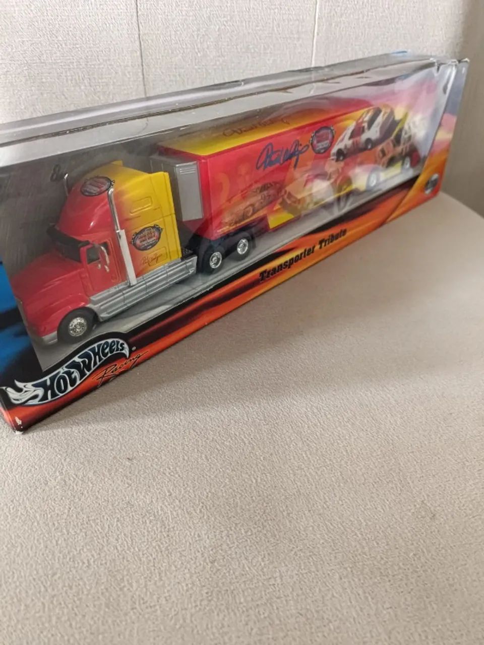 Hot Wheels Transporter Tribute Darrell Waltrip - Foto 2