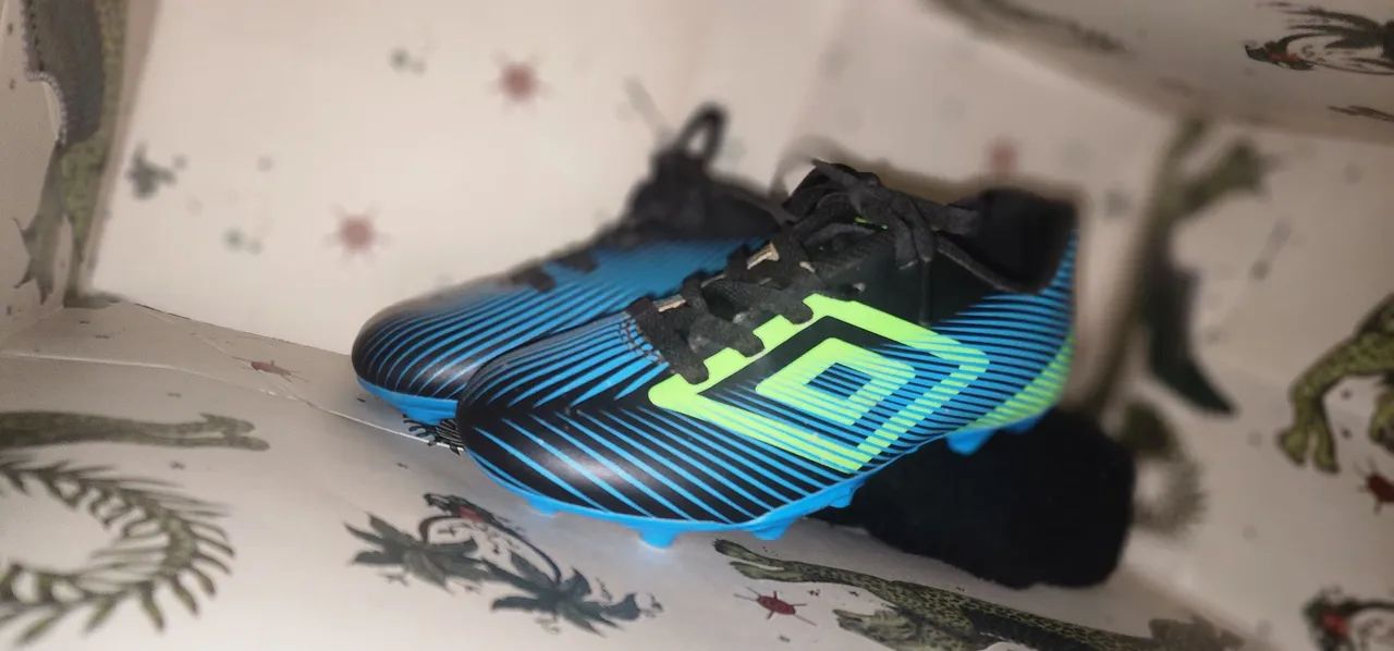 Chuteira umbro azul ORIGINAL (N32) - Foto 4