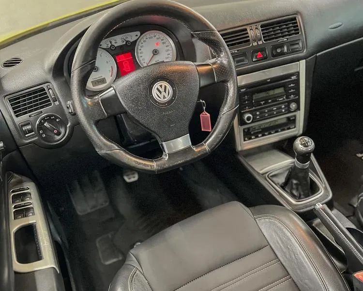 VOLKSWAGEN GOLF 1.6 SPORTLINE 2011 - Foto 2