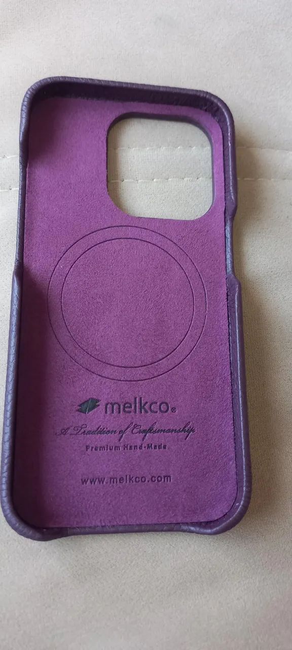 Oportunidade! Baixou! Capa Magnética De Couro Genuíno Para iPhone 15 Pro - Melkco 