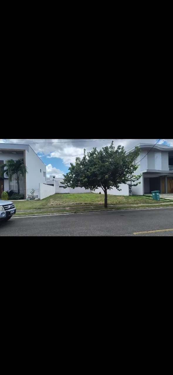 Vendo terreno no Royal Boulevard