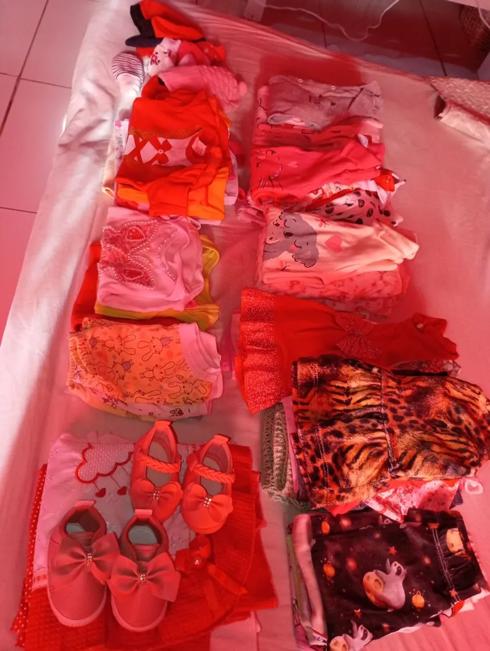 Enxoval Completo de Bebê Menina - Roupinhas e Sapatinhos