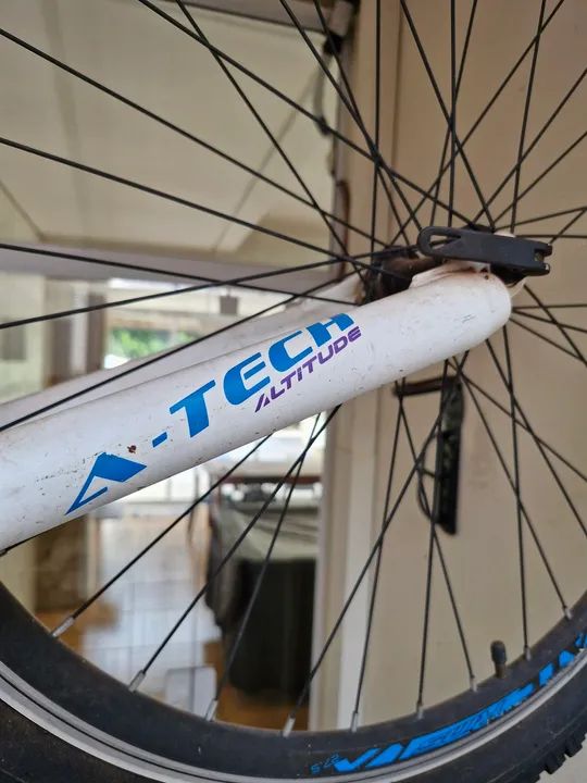 Bicicleta aro 27.5 com marcha - Foto 6