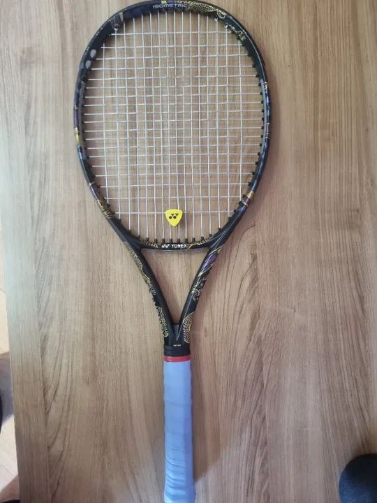 Yonex Ezone 98 - Naomi Osaka Edição Especial (L3)