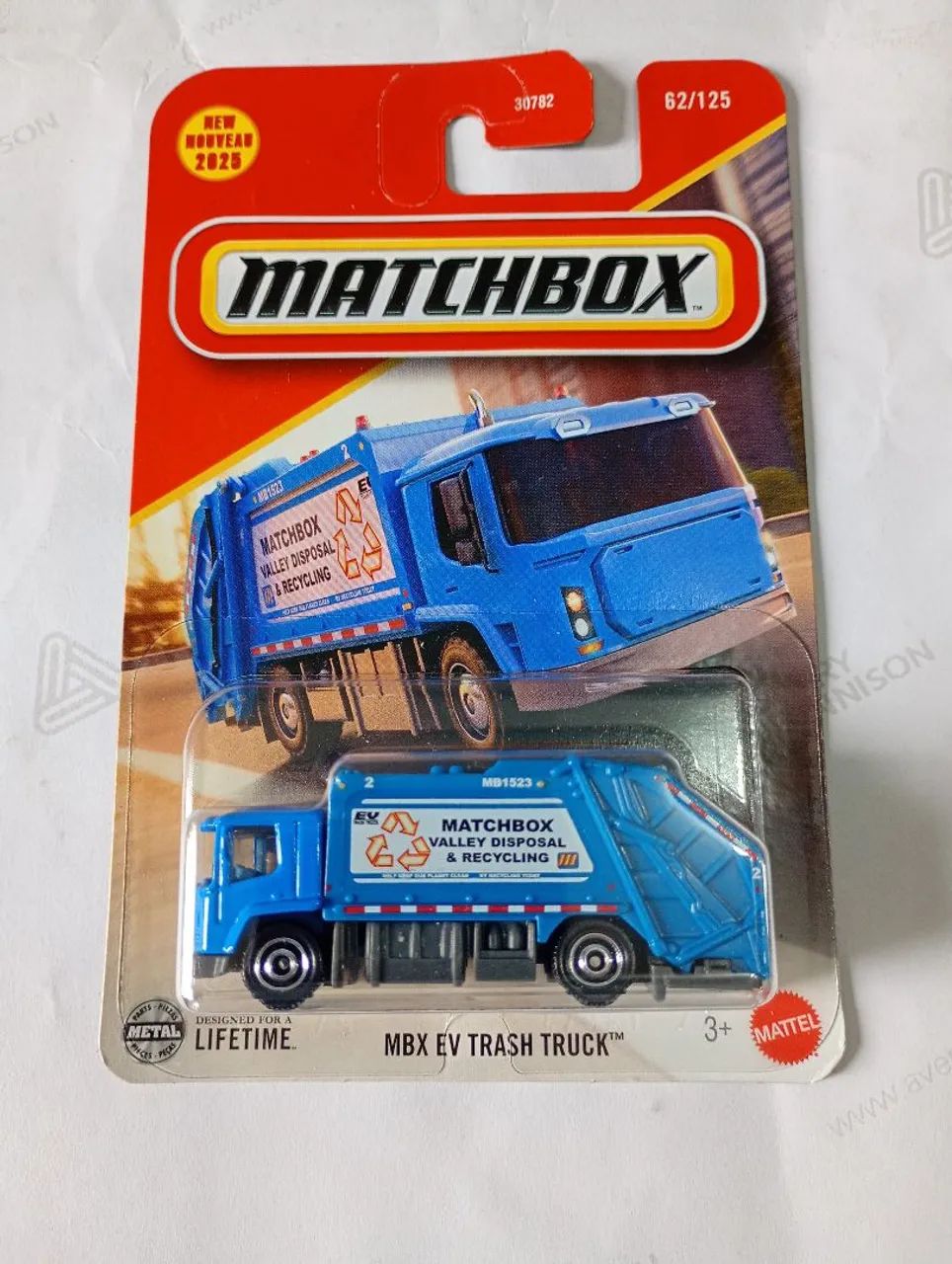 Carrinhos miniaturas Matchbox  - Foto 2