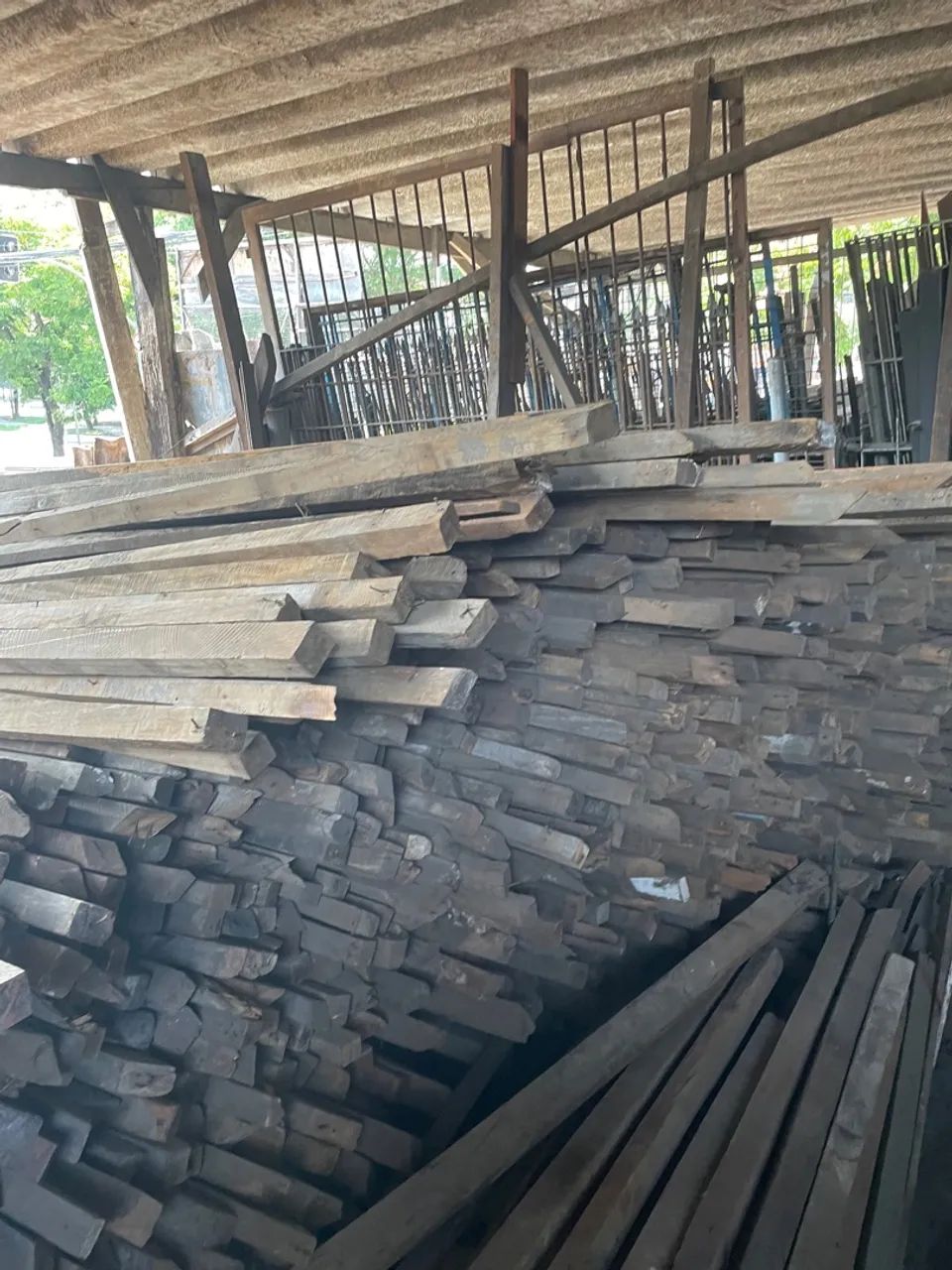 Caibros de Peroba Rosa 5x6