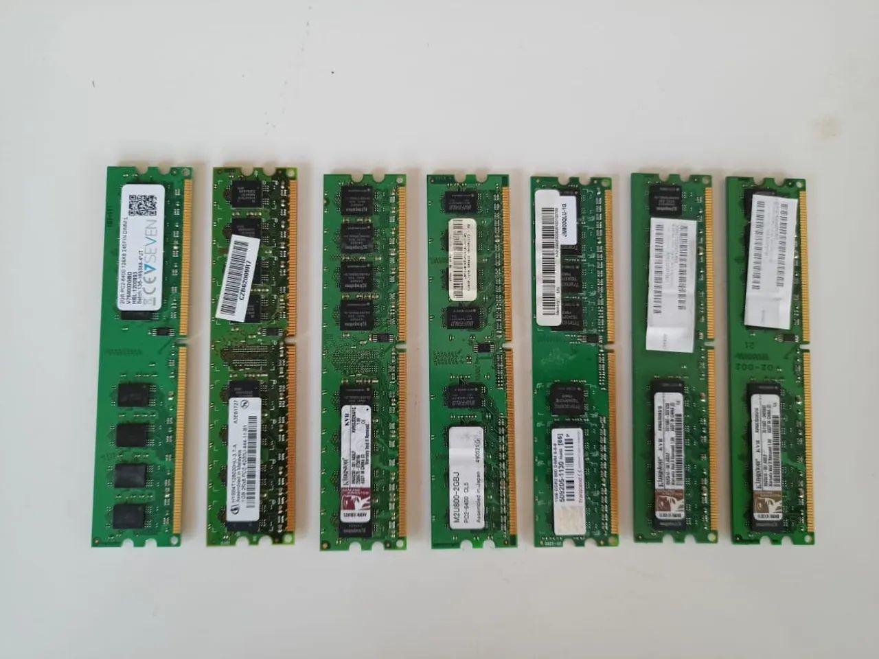 Lote de memórias RAM diversas