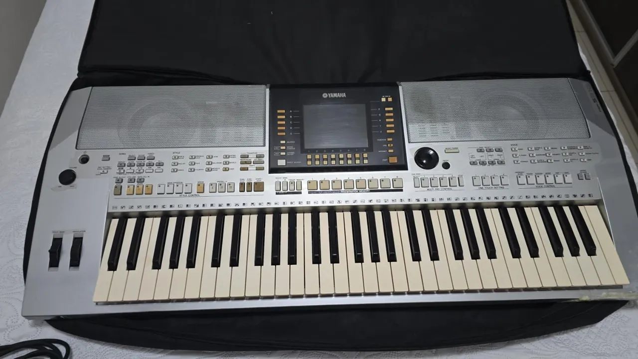 Teclado Yamaha PSR-S910  - Foto 4