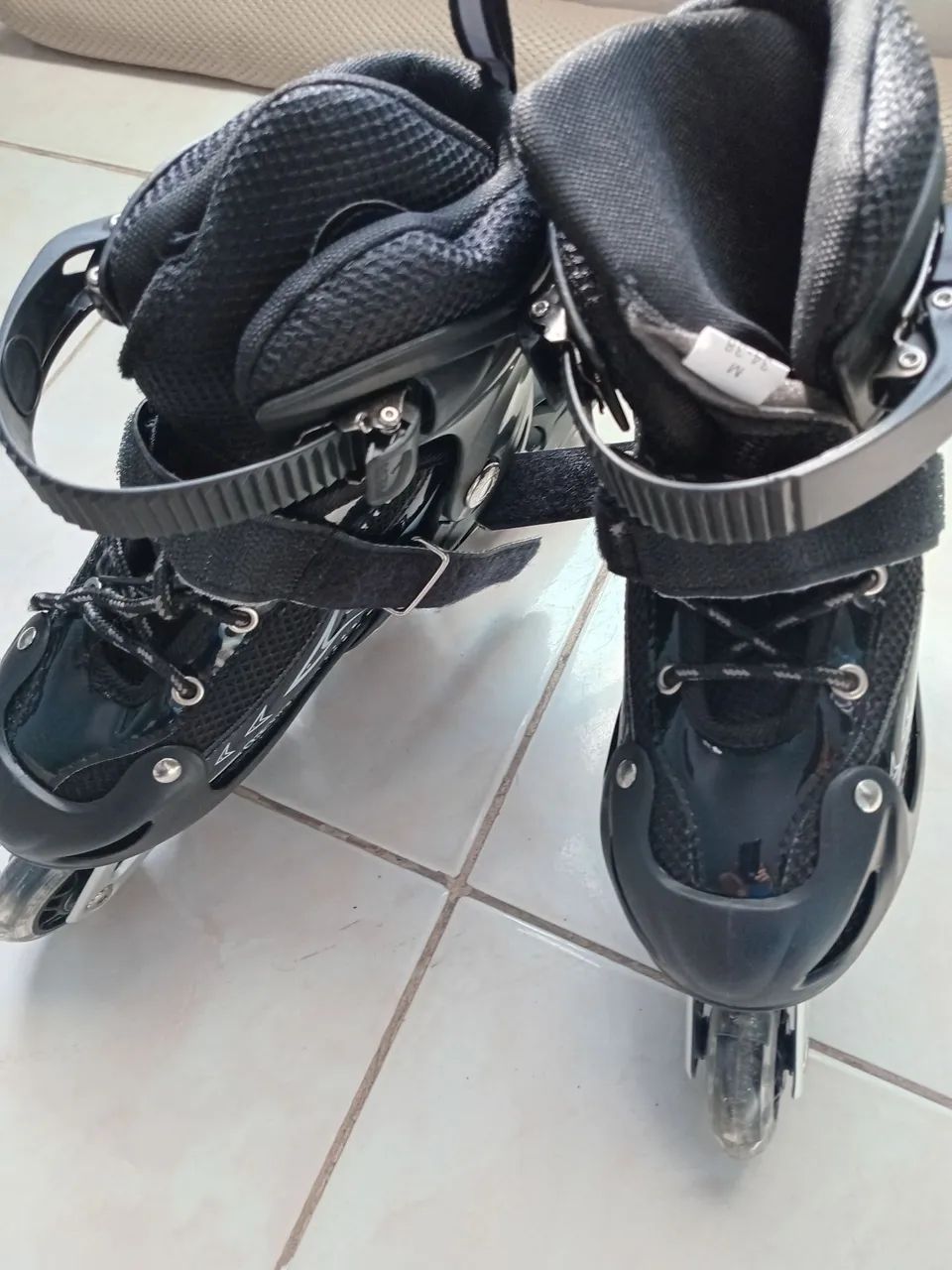 Patins ajustável  35 a 38 novo. - Foto 3